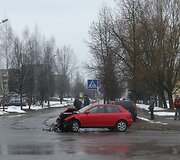 Sudaužytas &bdquo;Audi&ldquo; automobilis