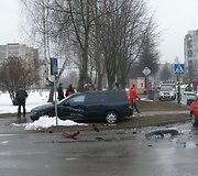 Sudaužytas &bdquo;Volvo&ldquo; automobilis