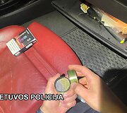 Bylos įkalčiai: automobilyje aptikta kvai&scaron;alų