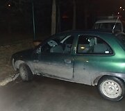 Po gaudynių apgadintas automobilis