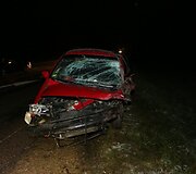 Automobilis &bdquo;VW Sharan&ldquo; įvykio vietoje 