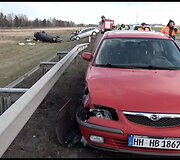 Automobilis  &bdquo;Mazda&ldquo; įvykio vietoje