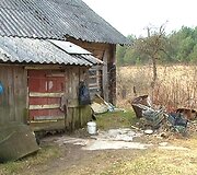Mergaitės namai
