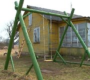 Mergaitės namai