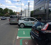 Valdemaro Toma&scaron;evskio vairuotojo automobilis VW (stovi važiuojamojoje dalyje)