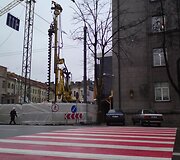 Prie statybvietės Vilniaus centre įrengta laikinoji pėsčiųjų perėja