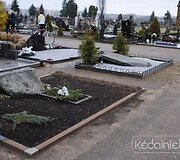 Vandalai i&scaron;vartė antkapius
