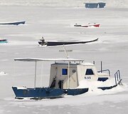 Už&scaron;alusios upės