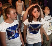 S.Boyle gerbėjai jos gimtajame mieste