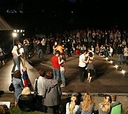 &Scaron;e&scaron;tadienio vakarą kultūros projekto &bdquo;Tebūnie naktis&ldquo; organizatoriai vilioja sostinėje pasigrožėti daugybe ypatingų meno projektų.