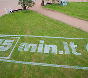 15min.lt logotipo pie&scaron;imas Luki&scaron;kių aik&scaron;tėje