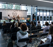 Festivalio &bdquo;Open books&ldquo; akimirka