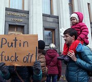 Ukrainą palaikantys protestuotojai