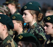 Lietuvos &scaron;aulių sąjungos jaunųjų &scaron;aulių pasižadėjimo ceremonija aik&scaron;tėje prie Kra&scaron;to apsaugos ministerijos. 