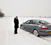 Apsnigti keliai sukėlė nemalonumų vairuotojams ir Prancūzijoje