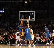 &bdquo;Magic&ldquo; puolėjas Courtney Lee nepasinaudojo puikia galimybę i&scaron;plė&scaron;ti pergalę savo komandai nepataikydamas i&scaron; po krep&scaron;io iki ketvirtojo kėlinio pabaigos likus vos 0,6 sekundėms