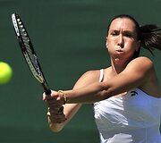 &Scaron;e&scaron;toji pagal skirstymą serbė Jelena Jankovič 6-4, 7-6 (7-0) nugalėjo vokietę Julia Goerges