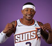 6. Bradley Bealas (&bdquo;Phoenix Suns&ldquo;) &ndash; 46,7 mln. JAV dolerių