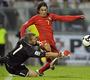 Net ir be traumuoto rinktinės kapitono C.Ronaldo portugalai sutriu&scaron;kino Malta ir užėmę antrąją vietą savo grupėje dėl vietos pasaulio čempionate kovos atkrintamosiose varžybose