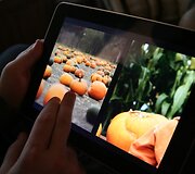 &bdquo;iPad&ldquo; pristatymo Lietuvoje akimirka.