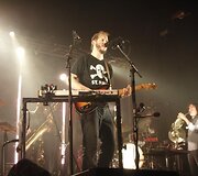&bdquo;Bon Iver&rdquo; lyderis Justinas Vernonas Hamburge su publika bendravo ne žodžiais, o muzika.