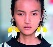 Marni 2015 m. pavasario-vasaros kolekcijos modelis