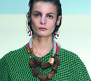 Marni 2015 m. pavasario-vasaros kolekcijos modelis