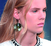 Louis Vuitton 2015 m. pavasario-vasaros kolekcijos modelis