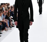 &bdquo;Ermenegildo Zegna&ldquo; 2016 m. pavasario-vasaros kolekcijos modelis