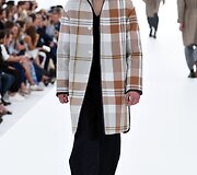&bdquo;Ermenegildo Zegna&ldquo; 2016 m. pavasario-vasaros kolekcijos modelis