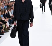&bdquo;Ermenegildo Zegna&ldquo; 2016 m. pavasario-vasaros kolekcijos modelis