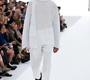 &bdquo;Ermenegildo Zegna&ldquo; 2016 m. pavasario-vasaros kolekcijos modelis