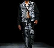 Liam Hodges 2016 m. pavasario-vasaros kolekcijos modelis 