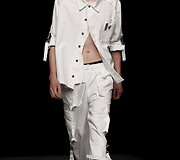 Liam Hodges 2016 m. pavasario-vasaros kolekcijos modelis 