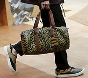 &bdquo;Coach&ldquo;  2016 m. pavasario-vasaros kolekcijos modelis 