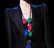 &bdquo;Armani Priv&eacute;&ldquo; 2015 m. rudens kolekcijos modelis
