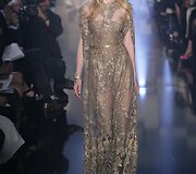 &bdquo;Elie Saab&ldquo; 2015 m. auk&scaron;tosios mados kolekcijos modelis 