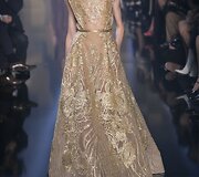 &bdquo;Elie Saab&ldquo; 2015 m. auk&scaron;tosios mados kolekcijos modelis 