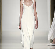 &bdquo;Victoria Beckham&ldquo; 2016 m. pavasario-vasaros kolekcijos modelis