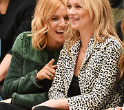 Modelis ir aktorė Sienna Miller ir supermodelis Kate Moss
