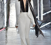 &bdquo;Rodarte&ldquo; 2016 m. pavasario-vasaros kolekcijos pristatymo momentas