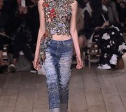 &bdquo;Alexander McQueen&ldquo; 2016 m. pavasario-vasaros kolekcijos pristatymas