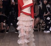 &bdquo;Alexander McQueen&ldquo; 2016 m. pavasario-vasaros kolekcijos pristatymas