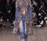 &bdquo;Alexander McQueen&ldquo; 2016 m. pavasario-vasaros kolekcijos pristatymas