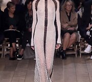 &bdquo;Alexander McQueen&ldquo; 2016 m. pavasario-vasaros kolekcijos pristatymas