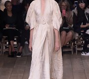 &bdquo;Alexander McQueen&ldquo; 2016 m. pavasario-vasaros kolekcijos pristatymas