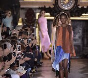 &bdquo;Stella McCartney&ldquo; 2016 m. pavasario-vasaros kolekcijos pristatymas