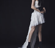 &bdquo;Vera Wang&ldquo; 2016 m. rudens vestuvinių suknelių kolekcijos modelis