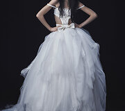 &bdquo;Vera Wang&ldquo; 2016 m. rudens vestuvinių suknelių kolekcijos modelis