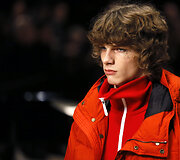 &bdquo;Burberry&ldquo; 2016 m. rudens-žiemos kolekcija